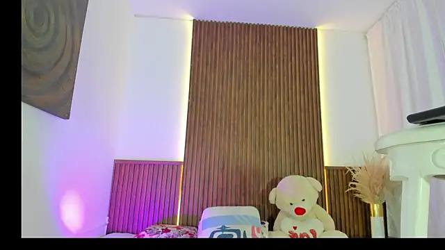 BunnyHotsx online show from 09/13/25, 05:29