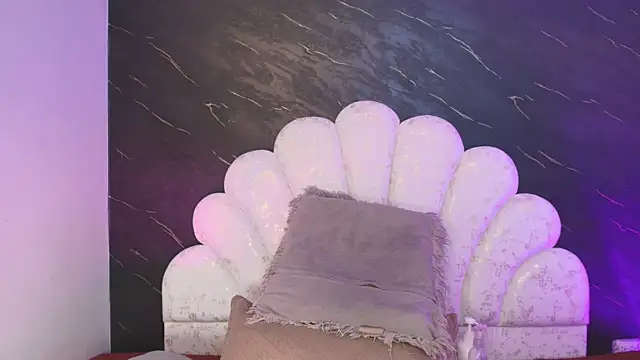  MiaBrown  online show from 03/19/26, 12:09