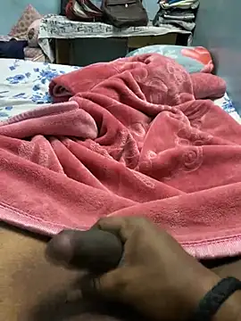 Snapshot of Honeydick7 chatting on 01/07/25, 06:03 Honeydick7 online show from 01/07/25, 06:03