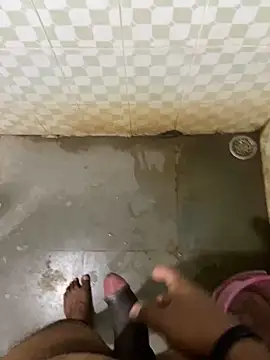 Snapshot of Honeydick7 chatting on 02/10/25, 04:41 Honeydick7 online show from 02/10/25, 04:41