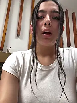 Nicollemays online show from 02/12/25, 04:22