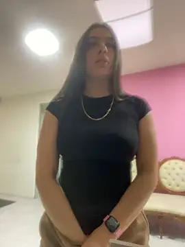 Nicollemays online show from 03/06/25, 12:09