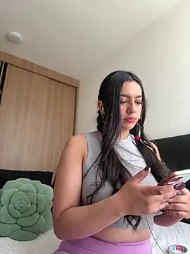 Nicollemays online show from 01/15/26, 03:16