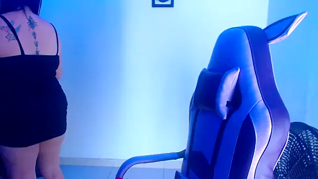 liz dirty online show from 10/05/25, 10:40