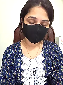 Suvosri online show from 11/25/25, 07:03