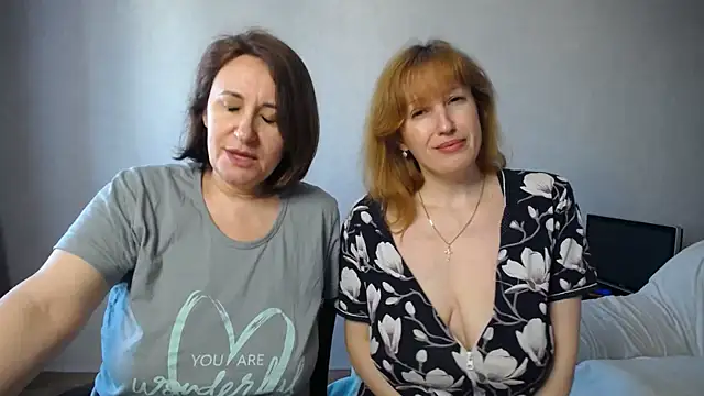 DonnaMagdalena online show from 04/21/26, 07:47