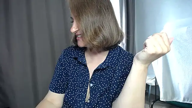 Snapshot of DonnaMagdalena chatting on 06/14/26, 11:45 DonnaMagdalena online show from 06/14/26, 11:45