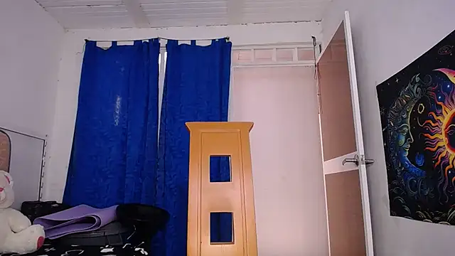 yselahot online show from 12/03/25, 05:00