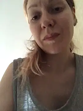  Sweet Love  online show from 04/13/26, 01:05