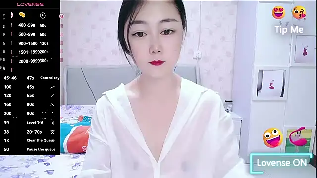 Snapshot of Elvira_baby chatting on 11/12/25, 02:45 Elvira baby online show from 11/12/25, 02:45