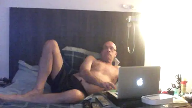 dazuk4513 online show from 07/12/26, 12:01