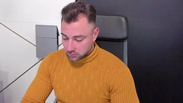 Snapshot of DuncanStone chatting on 02/21/25, 03:21 DuncanStone online show from 02/21/25, 03:21