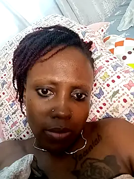 Snapshot of _Princess_mary chatting on 11/21/25, 01:54 Princess mary online show from 11/21/25, 01:54