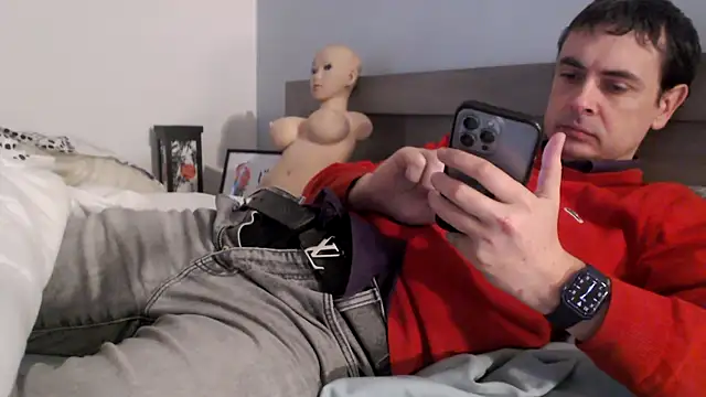 freddy0222222 online show from 11/21/25, 11:31