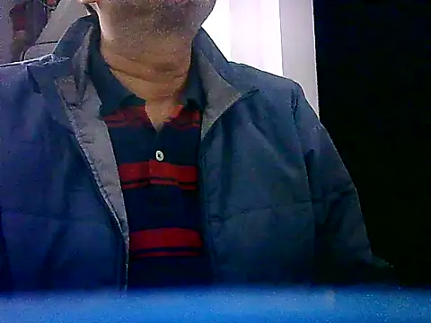 Snapshot of mrose8080 chatting on 01/17/26, 07:17 mrose8080 online show from 01/17/26, 07:17