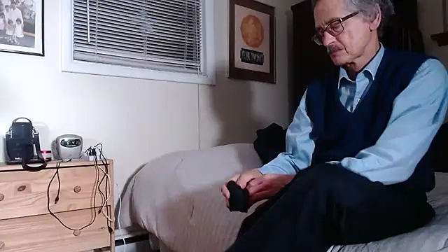 hottottrot691 online show from 03/03/25, 01:42