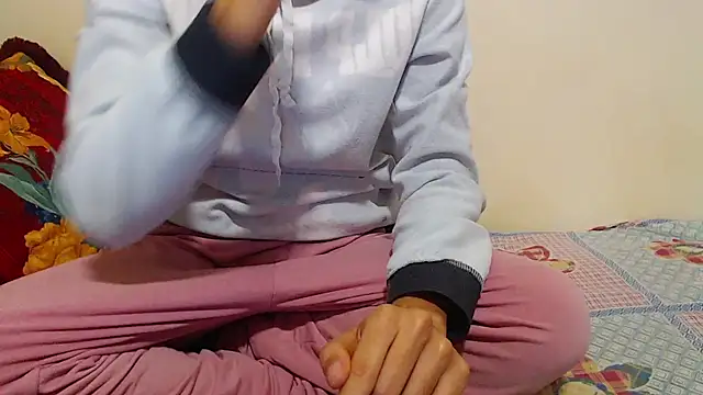 Alexdelarge323 online show from 03/18/25, 12:25