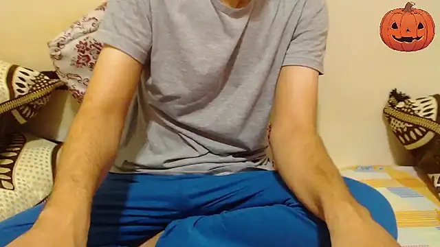 Alexdelarge323 online show from 10/02/25, 10:55