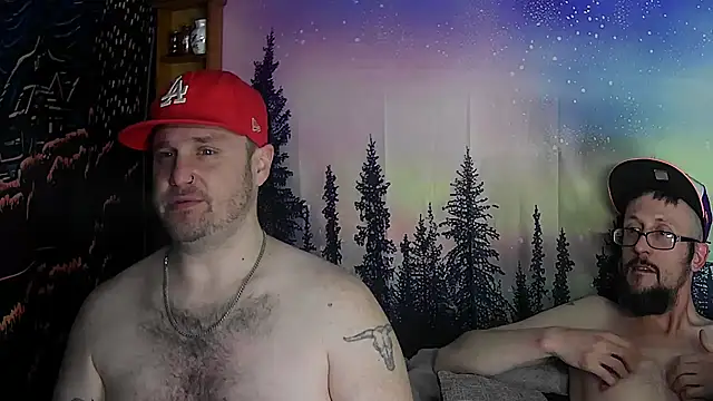 Snapshot of BlueEyedGuyPNW chatting on 02/13/25, 06:30 BlueEyedGuyPNW online show from 02/13/25, 06:30