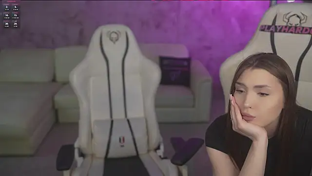 Jasmine Flow online show from 03/06/26, 08:11