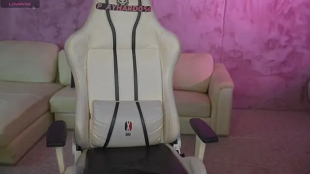 Jasmine Flow online show from 04/18/26, 07:23