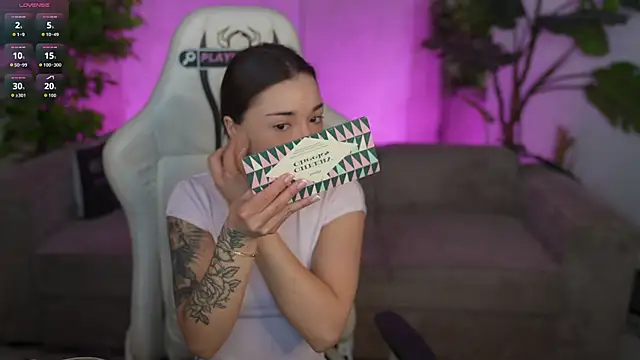 Jasmine Flow online show from 04/24/26, 07:00