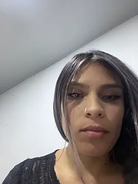 Tiffanysurez  online show from 02/19/26, 12:50