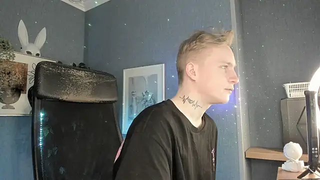 AlexxSweet online show from 04/03/26, 04:54