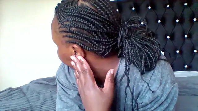 Snapshot of Nasty_sweet_ass chatting on 10/28/25, 12:30 Nasty sweet ass online show from 10/28/25, 12:30