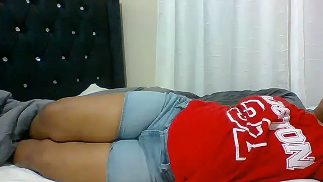 Snapshot of Nasty_sweet_ass chatting on 07/11/26, 07:05 Nasty sweet ass online show from 07/11/26, 07:05