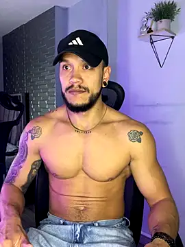 ARON TAYLER01 online show from 11/25/25, 10:26