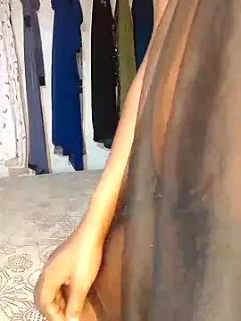 NicRaisaa online show from 02/19/25, 04:12