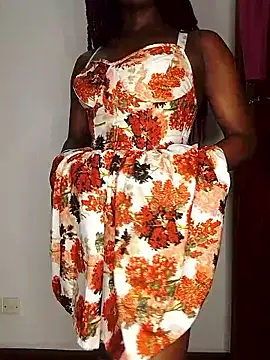 NicRaisaa online show from 10/05/25, 01:42