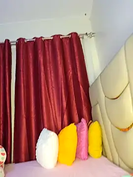 NicRaisaa online show from 03/10/26, 06:18