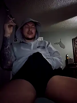 Snapshot of MrBiggBallz chatting on 01/02/25, 11:52 MrBiggBallz online show from 01/02/25, 11:52