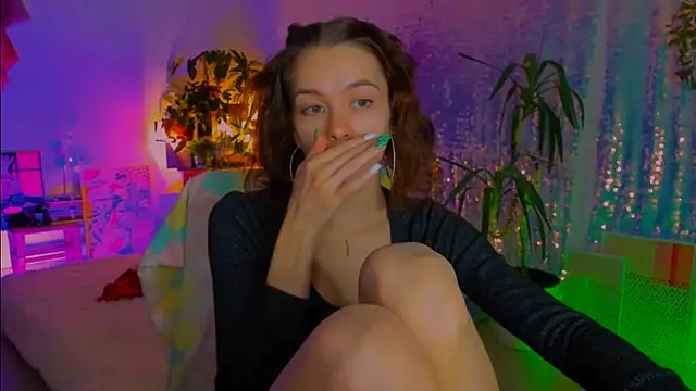 poli   online show from 02/09/26, 03:38