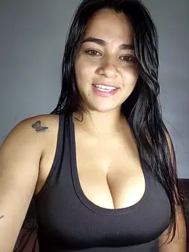 Snapshot of alison_villalobo chatting on 05/13/26, 01:47 alison villalobo online show from 05/13/26, 01:47
