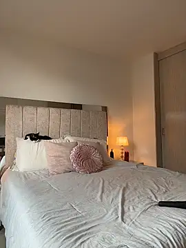 Im Valentina online show from 04/04/26, 09:12