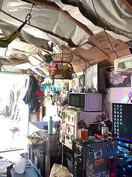 Snapshot of CloudDadddyyy420 chatting on 01/05/25, 02:30 CloudDadddyyy420 online show from 01/05/25, 02:30