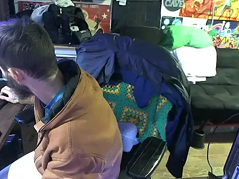 Snapshot of CloudDadddyyy420 chatting on 01/23/25, 11:58 CloudDadddyyy420 online show from 01/23/25, 11:58