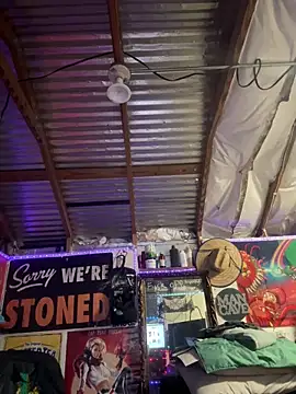 Snapshot of CloudDadddyyy420 chatting on 02/16/25, 05:59 CloudDadddyyy420 online show from 02/16/25, 05:59