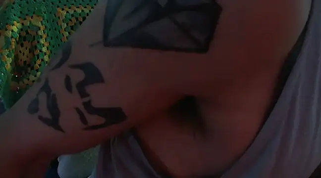 Snapshot of CloudDadddyyy420 chatting on 03/10/25, 08:45 CloudDadddyyy420 online show from 03/10/25, 08:45