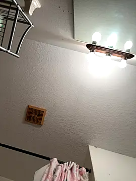 Snapshot of CloudDadddyyy420 chatting on 11/05/25, 02:11 CloudDadddyyy420 online show from 11/05/25, 02:11