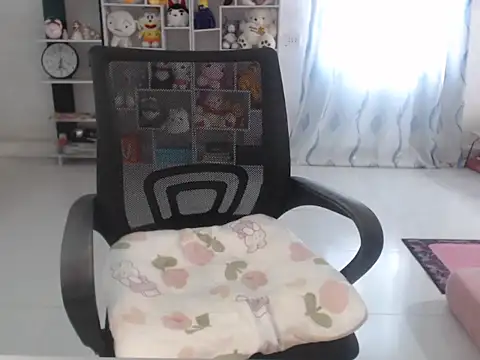 TinyGirls online show from 09/19/25, 03:08