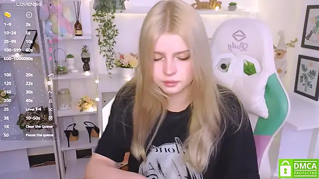 Grace and  Jacob online show from 01/17/25, 01:56