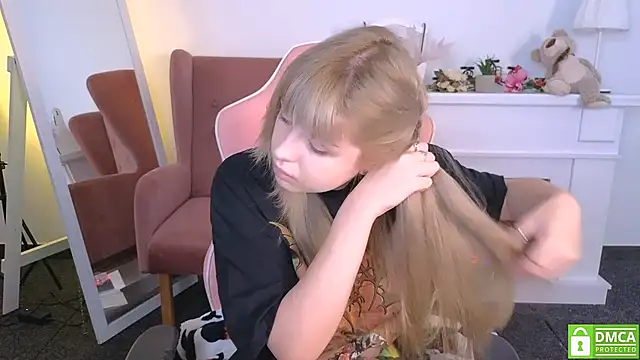 Grace and  Jacob online show from 10/11/25, 06:23