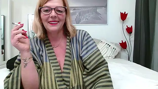 YulliaMilf online show from 03/11/25, 03:34