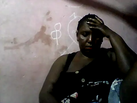 Snapshot of big_clits chatting on 07/25/26, 04:48 big clits online show from 07/25/26, 04:48