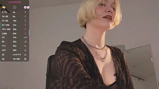  Rude Girl  online show from 11/02/25, 03:36