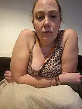 Wisie Cutie online show from 01/13/26, 12:49